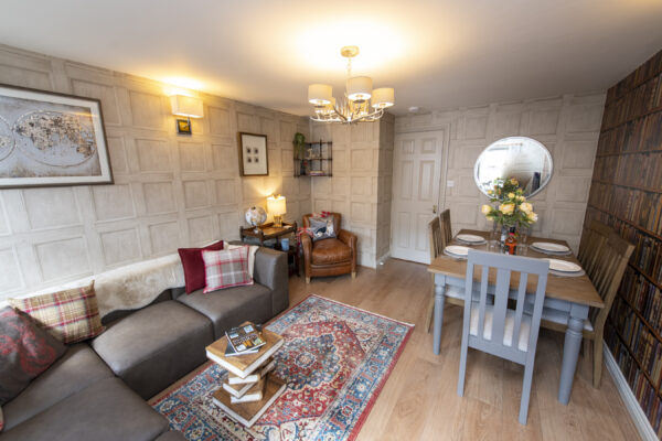 St Clements - Quintessentially British 3 Bedroom House - Fully Serviced Accommodation