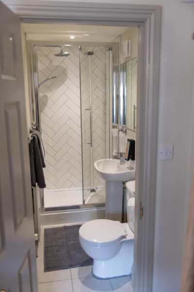 St Clements - Quintessentially British 3 Bedroom House - Fully Serviced Accommodation