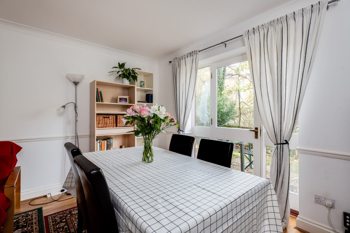 14 Paradise Street, Oxford, UK (2 Bedroom Flat)