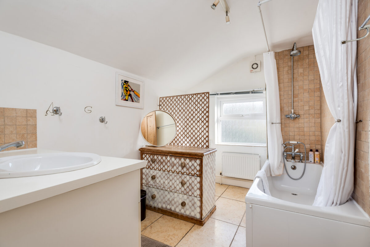 Cozy 3 Bedroom House in Jericho