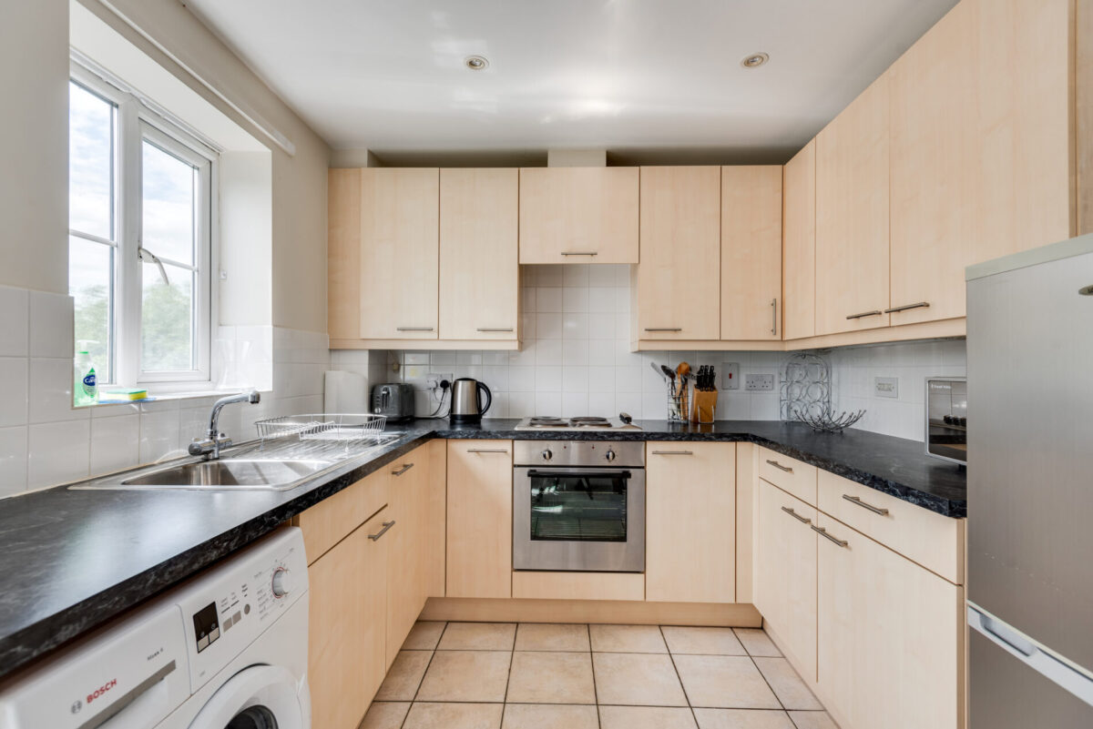 Fully Serviced 2 Bedroom Apartment - Short-Let - OX2