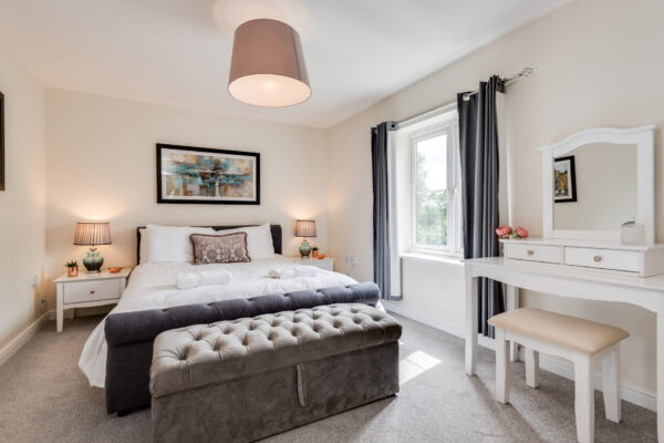 Fully Serviced 2 Bedroom Apartment - Short-Let - OX2