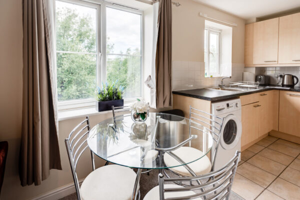 Fully Serviced 2 Bedroom Apartment - Short-Let - OX2