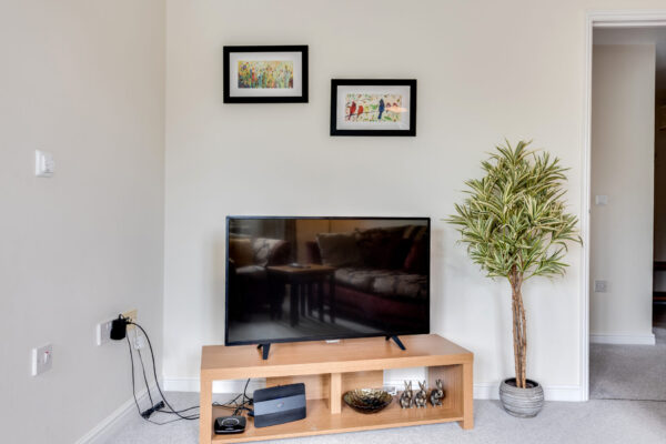 Fully Serviced 2 Bedroom Apartment - Short-Let - OX2