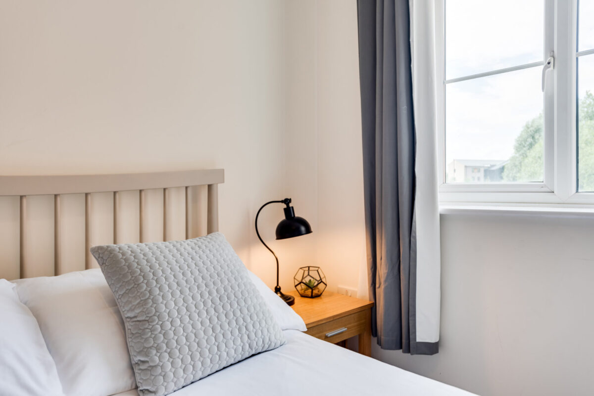 Fully Serviced 2 Bedroom Apartment - Short-Let - OX2