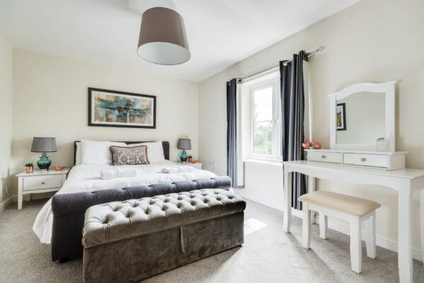 Fully Serviced 2 Bedroom Apartment - Short-Let - OX2