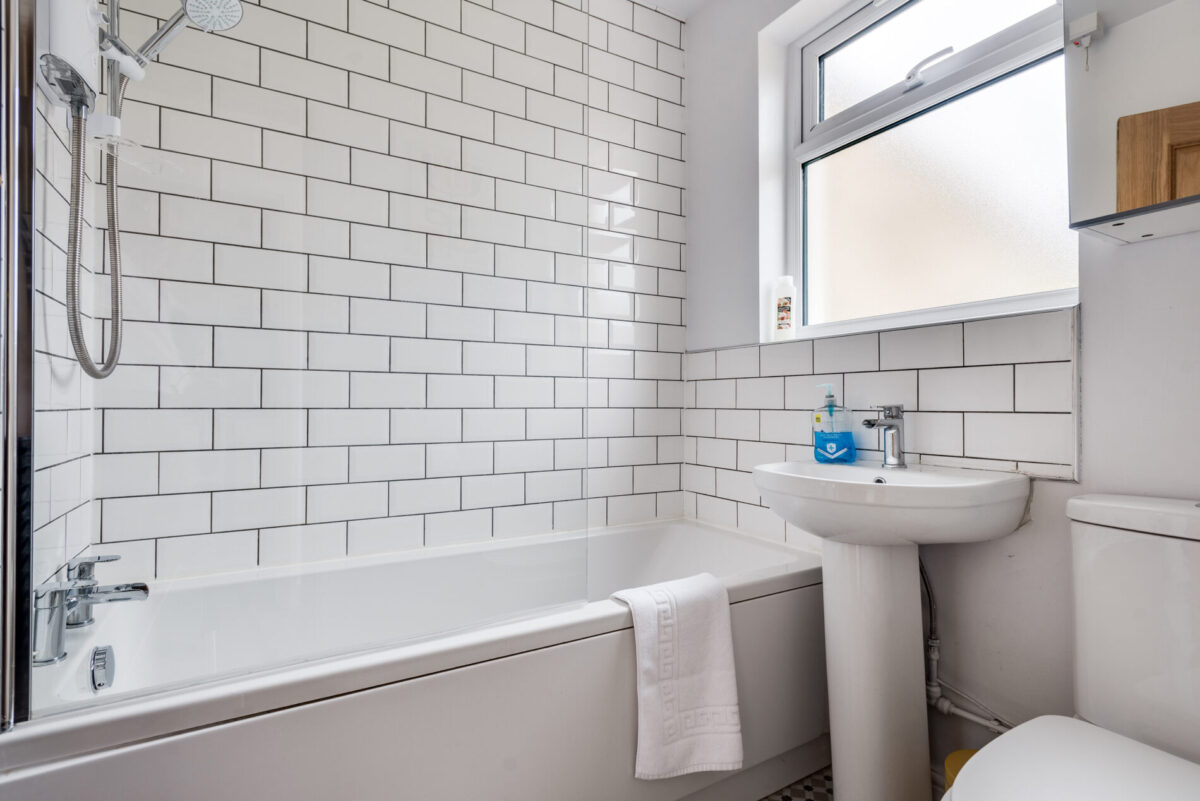 Tasteful 3-BR House with parking near Florence Park