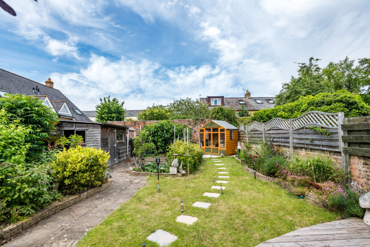 4 bedroom semi-detached house for sale