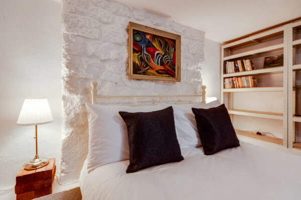 The Summertown STUDIO - 1 Bedroom with kitchenette (Fully Serviced Accommodation)