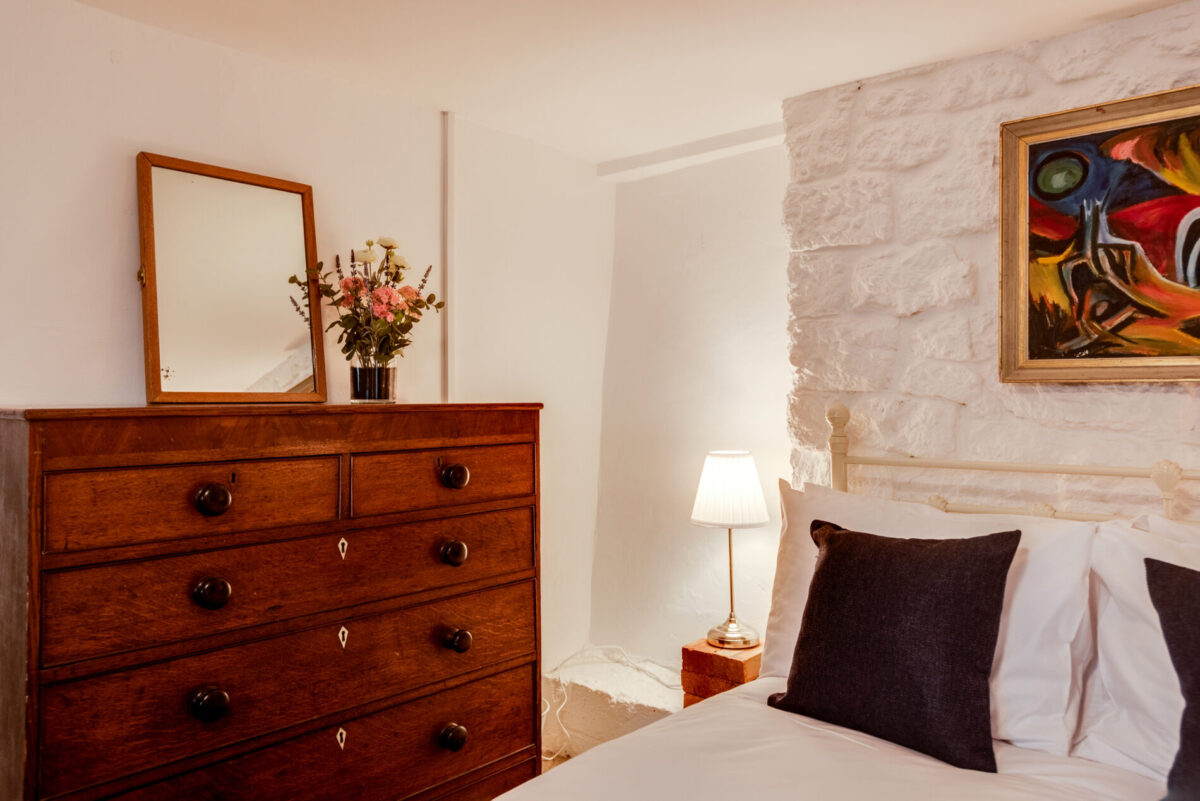 The Summertown STUDIO - 1 Bedroom with kitchenette (Fully Serviced Accommodation)