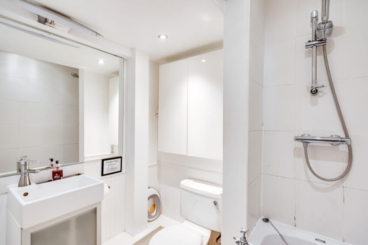 71 Great Clarendon Street, Oxford, OX2 6AU